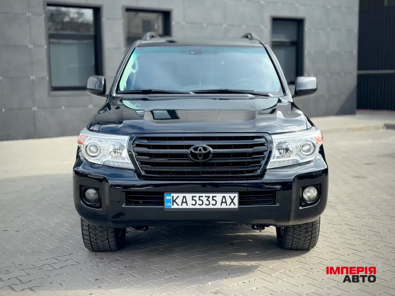 Toyota Land Cruiser - фото 2