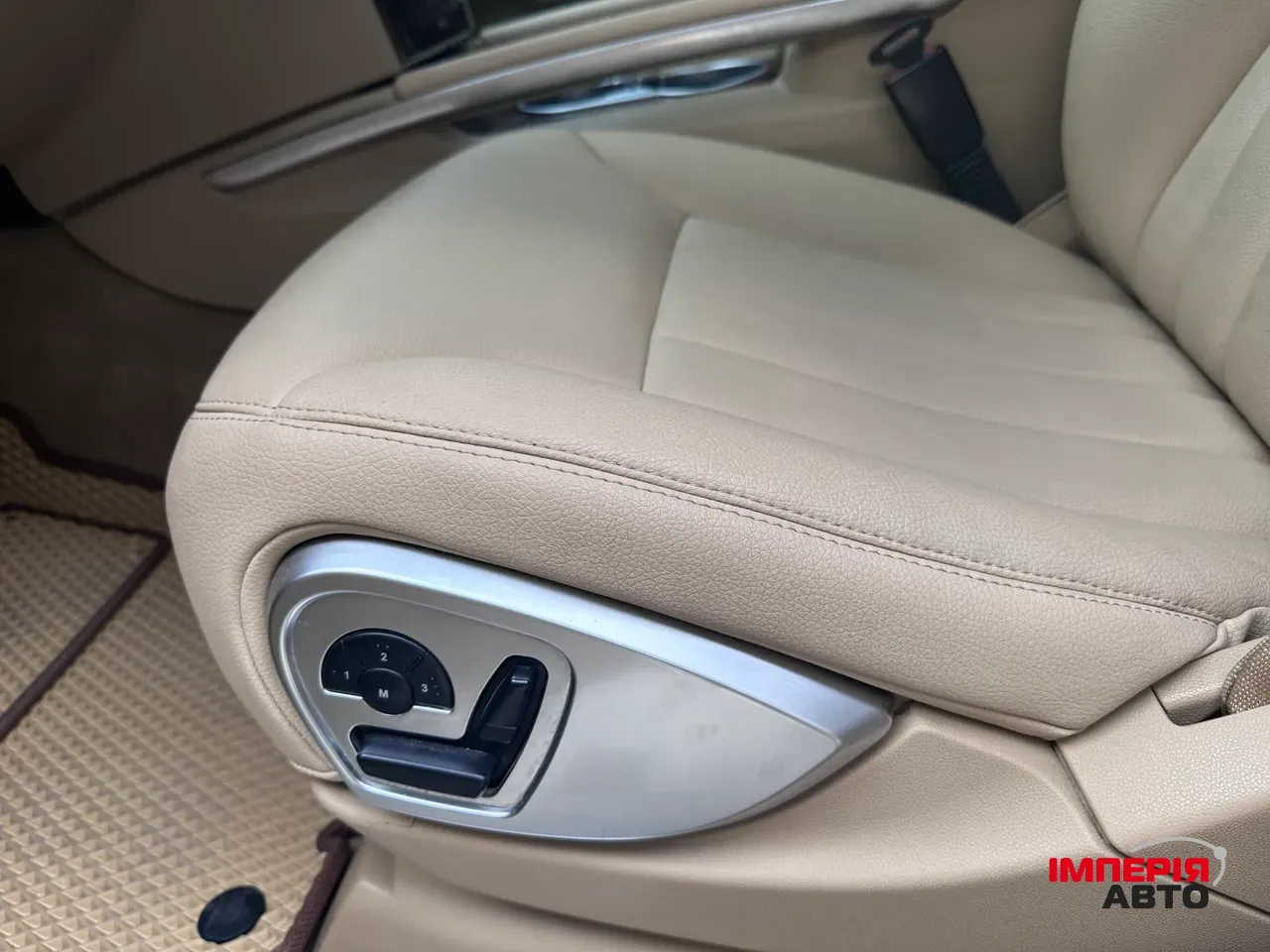 Mercedes-Benz M-Класс - фото 11