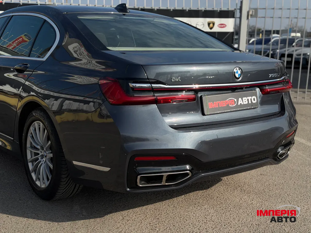 BMW 7 серії - фото 8