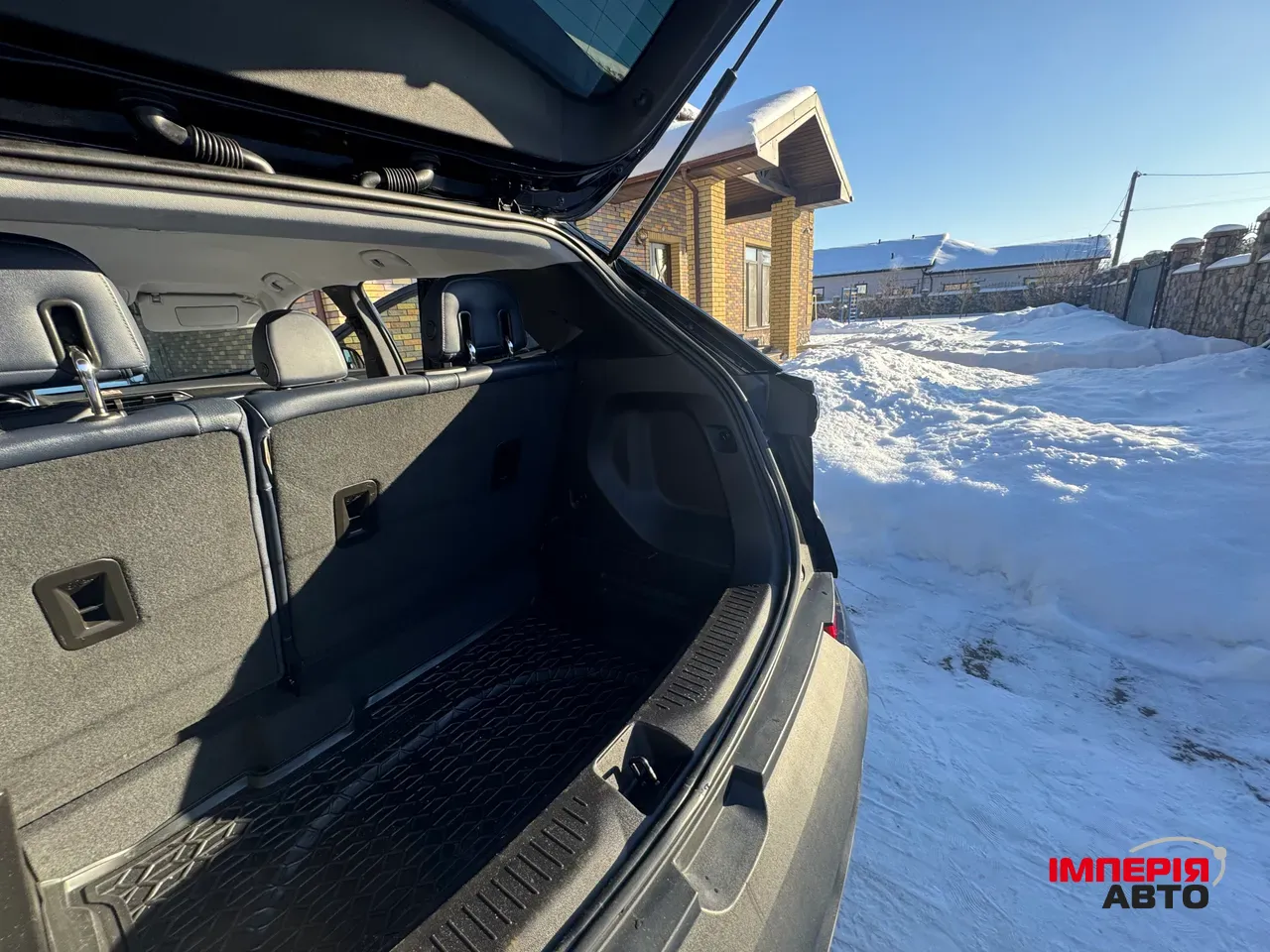 Chevrolet Bolt EUV - фото 35