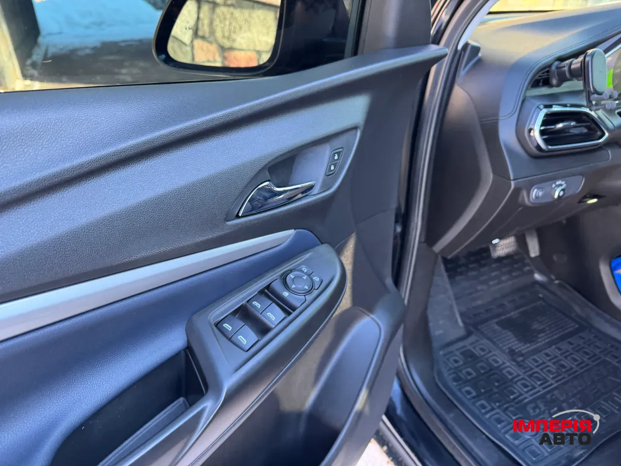 Chevrolet Bolt EUV - фото 20