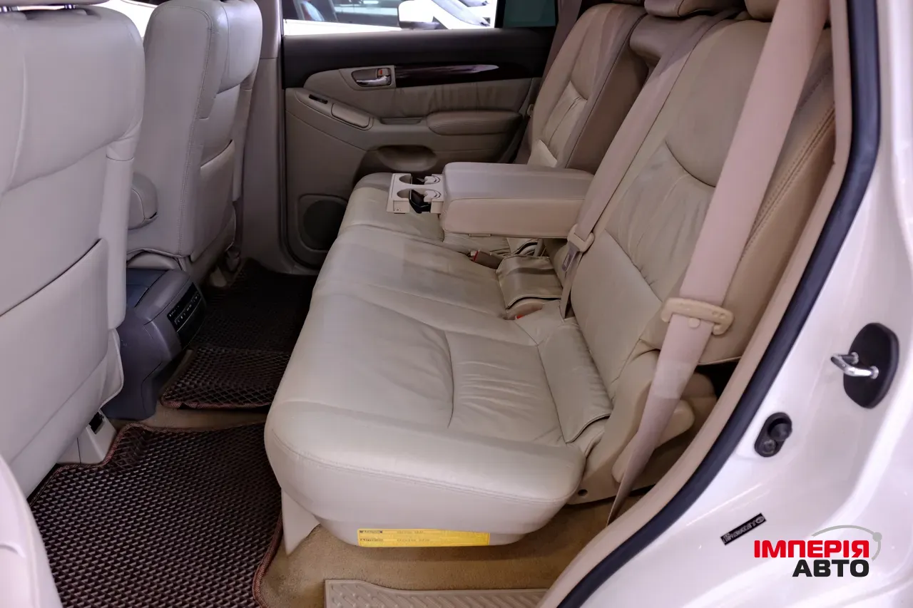 Lexus GX - фото 8