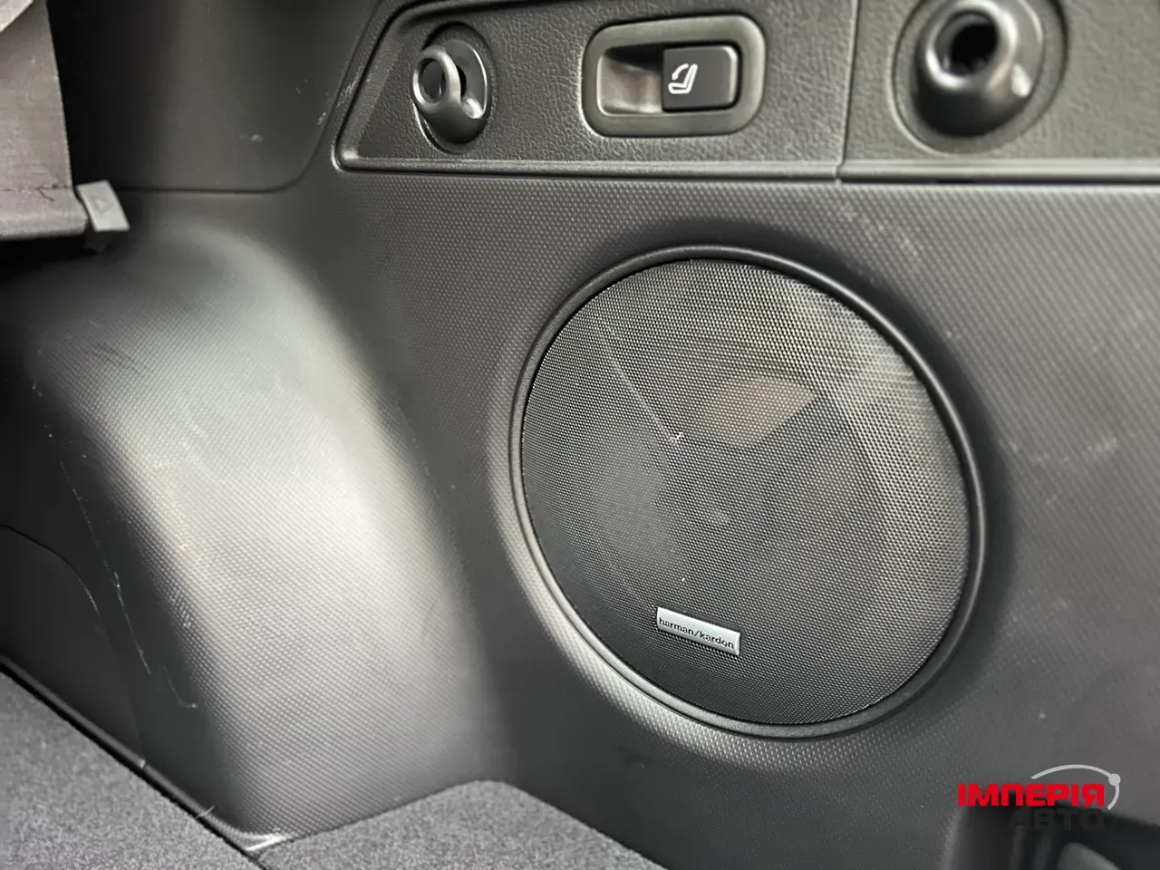 Subaru Forester - фото 25