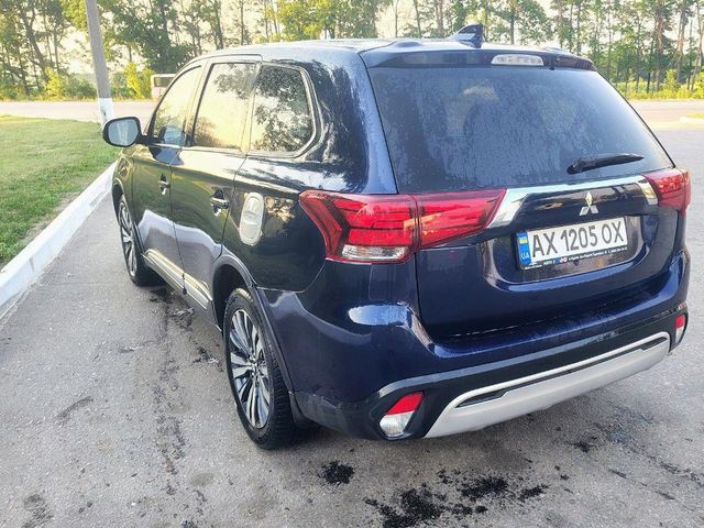 Mitsubishi Outlander 2018, Чугуїв, $15 000 - зображення 3