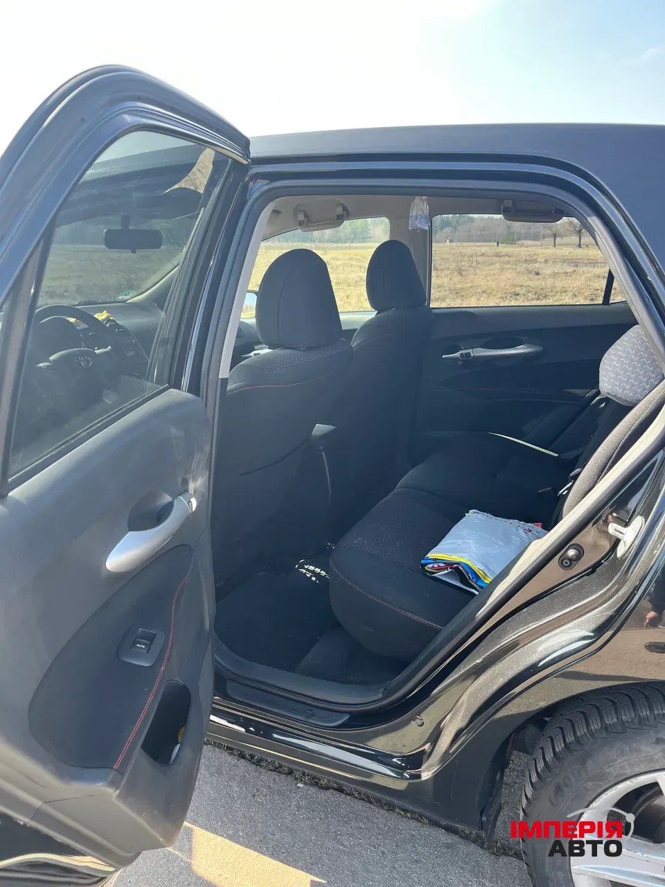 Toyota Auris - фото 14