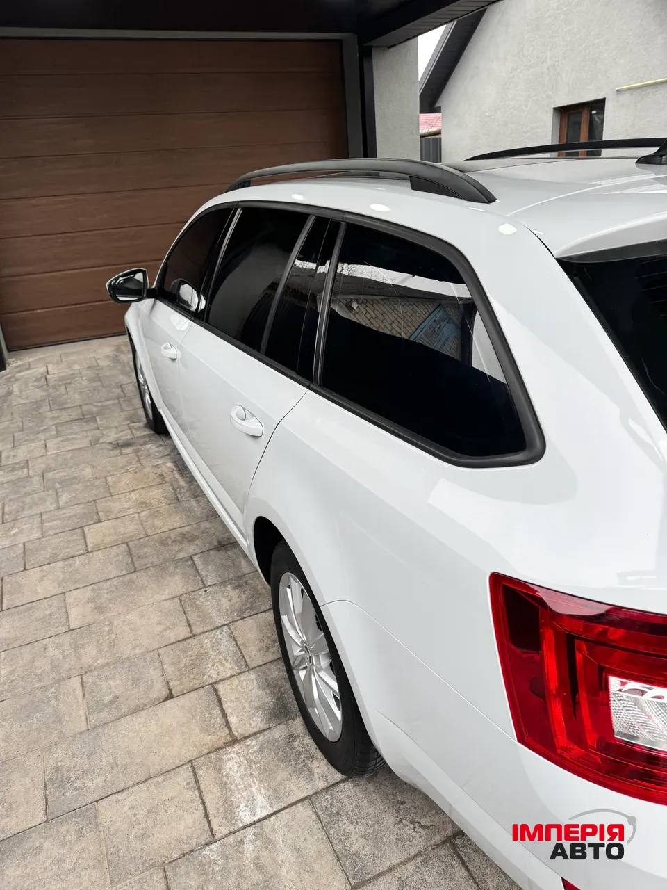 Skoda Octavia - фото 4