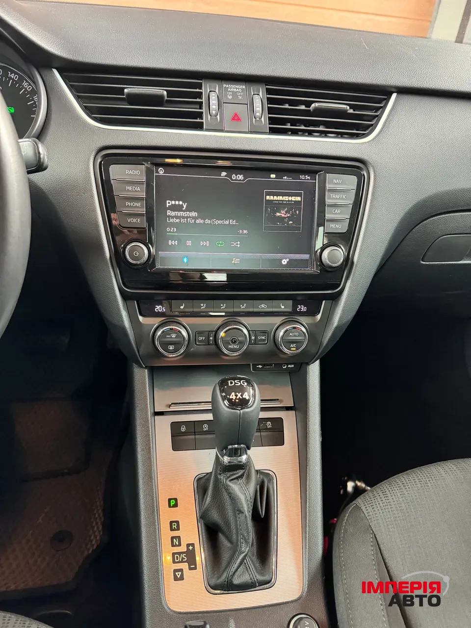 Skoda Octavia - фото 17