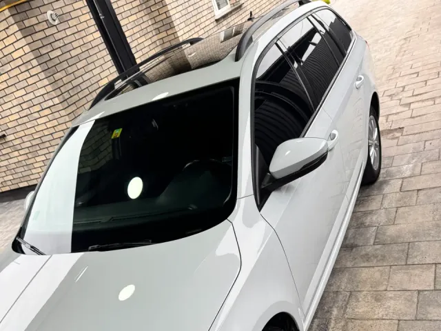 Skoda Octavia - фото 3