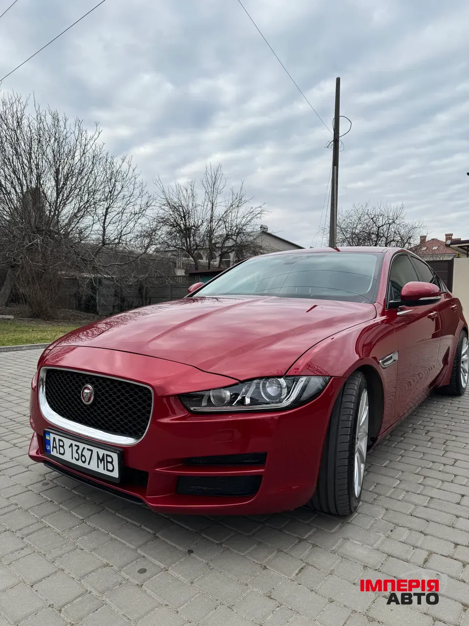 Jaguar XE - фото 16