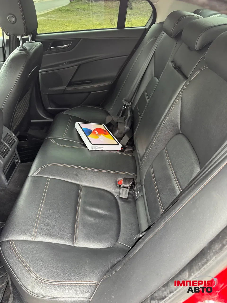 Jaguar XE - фото 25