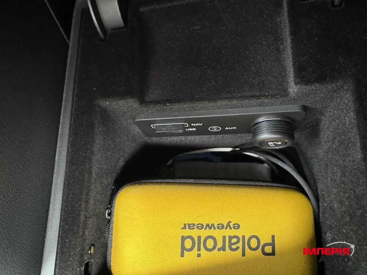 Jaguar XE - фото 34