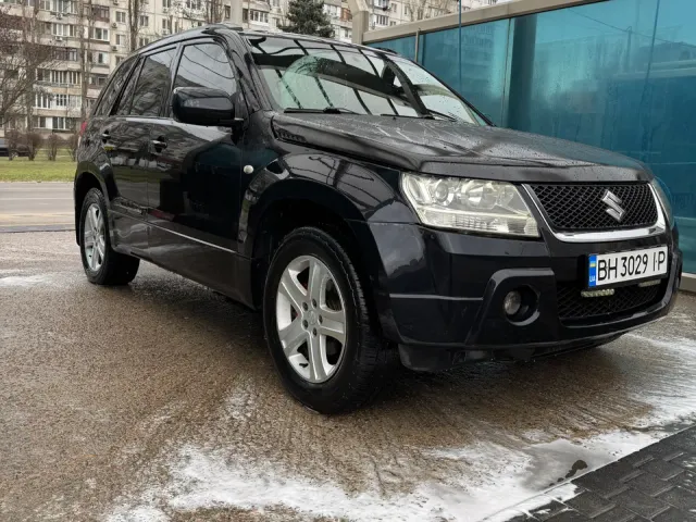 Suzuki Grand Vitara - фото 1