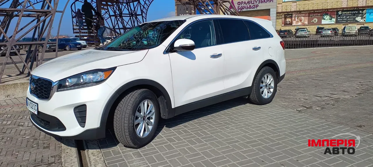 Kia Sorento - фото 14