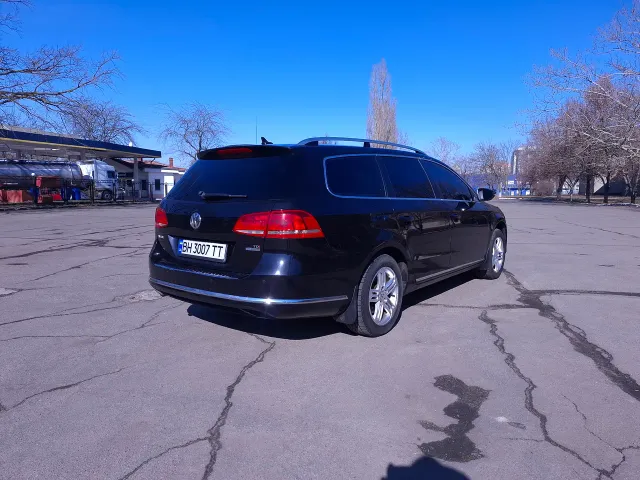 Volkswagen Passat - фото 3