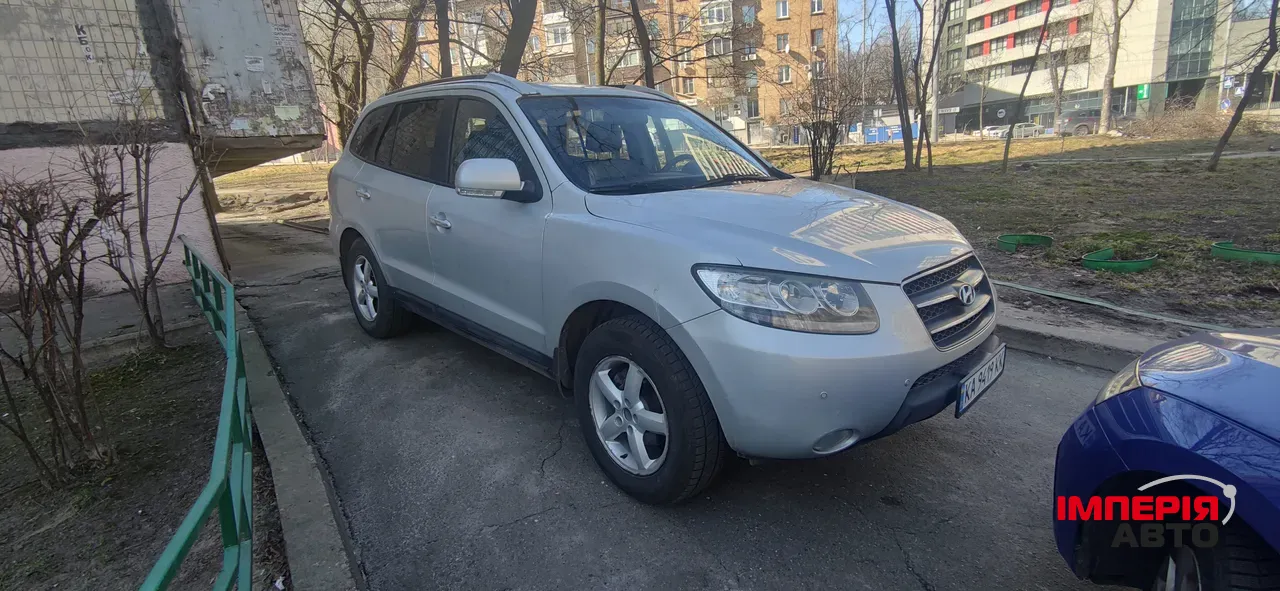 Hyundai Santa Fe - фото 2