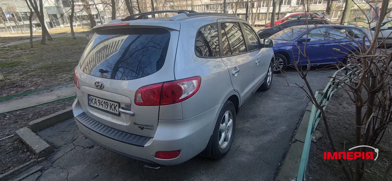 Hyundai Santa Fe - фото 3