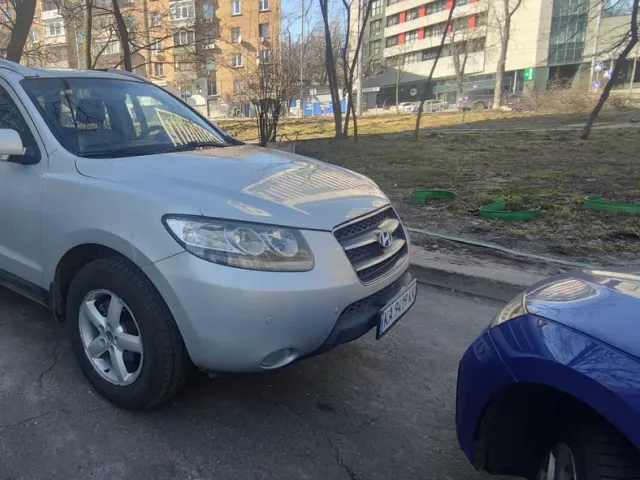Hyundai Santa Fe - фото 2