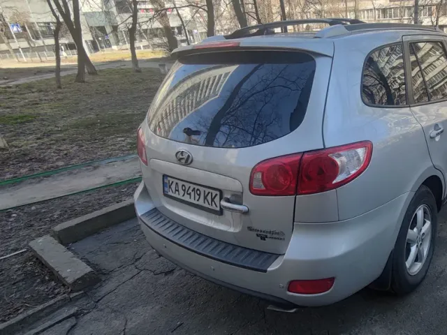 Hyundai Santa Fe - фото 3
