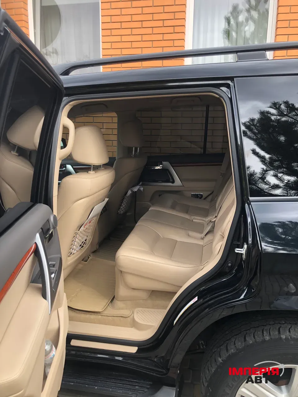 Toyota Land Cruiser - фото 6