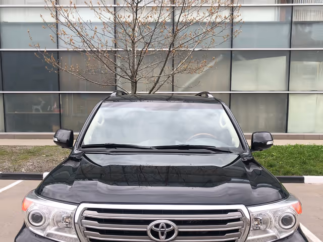 Toyota Land Cruiser - фото 3