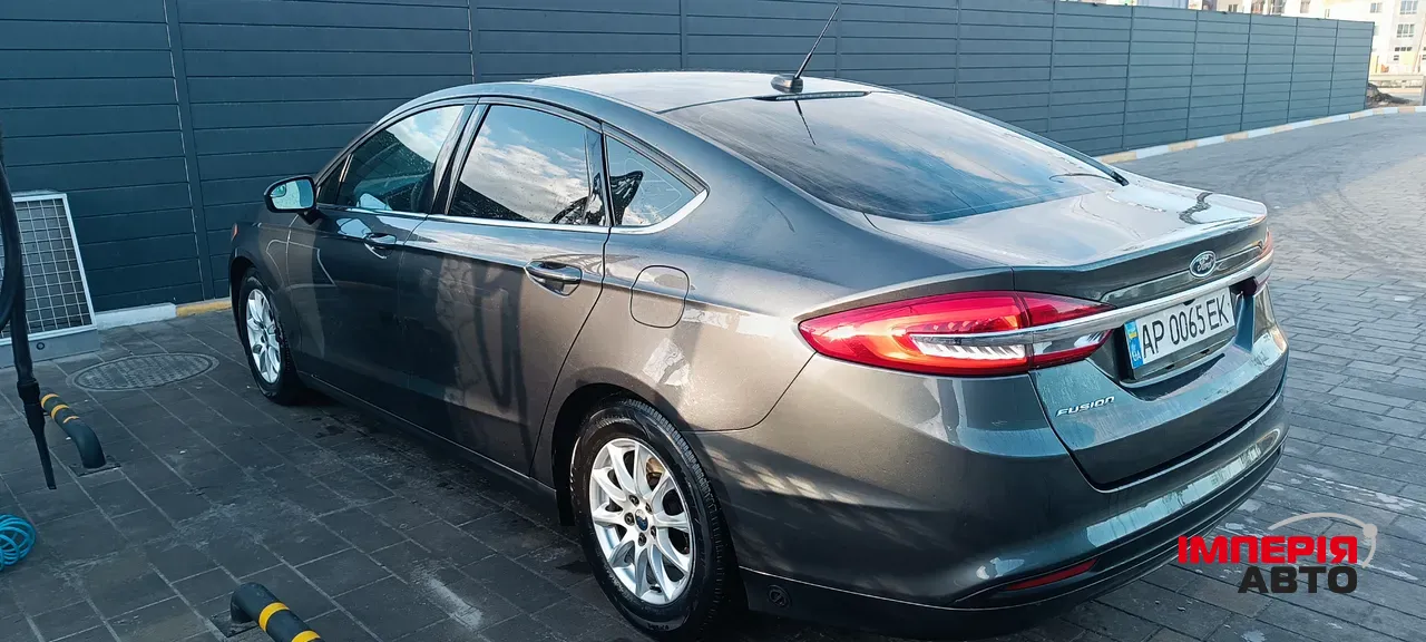 Ford Fusion USA - фото 8