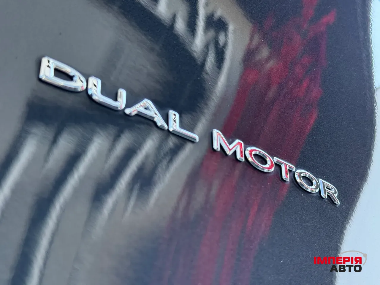 Tesla Model Y - фото 37