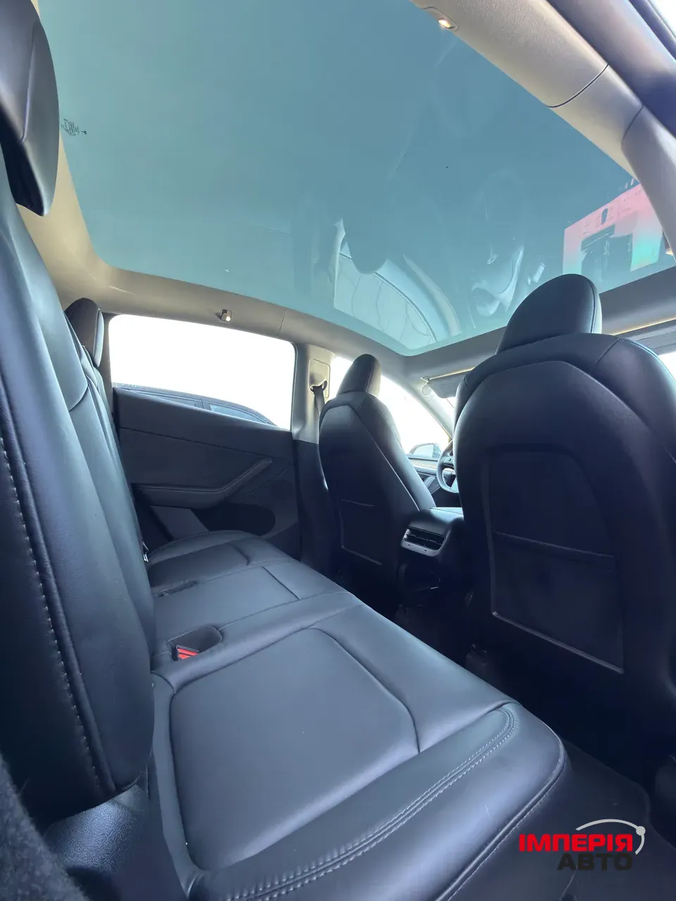 Tesla Model Y - фото 15