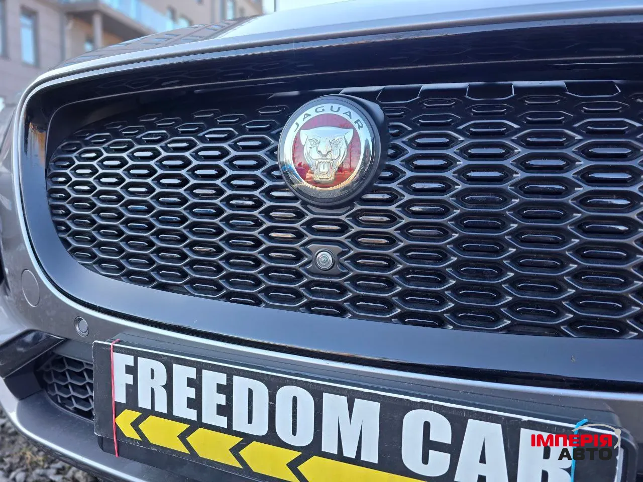 Jaguar I-Pace - фото 34