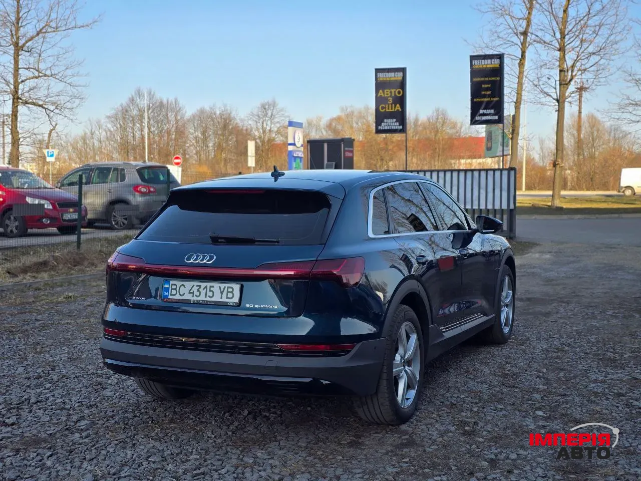 Audi e-tron - фото 6