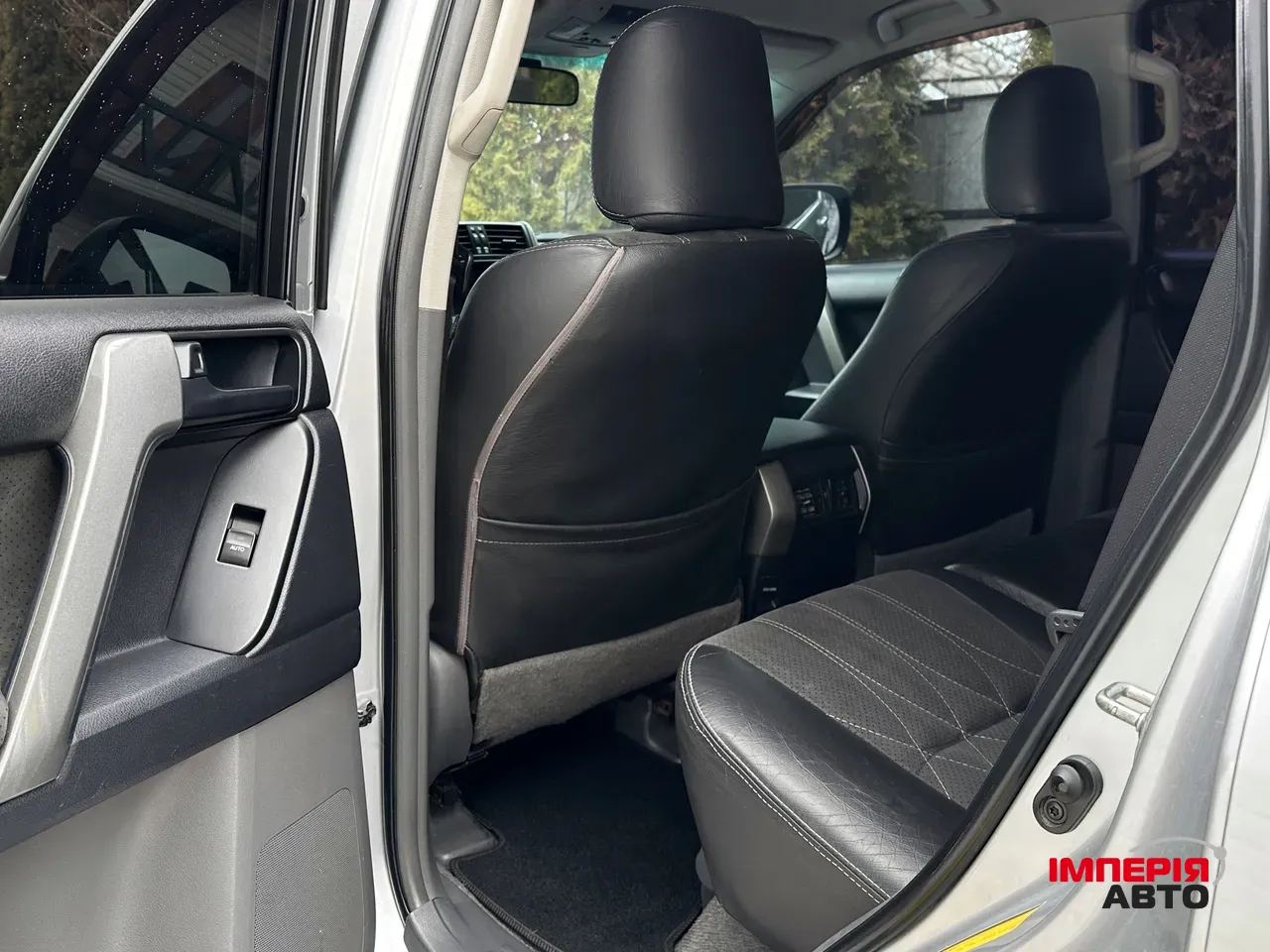 Toyota Land Cruiser Prado - фото 5