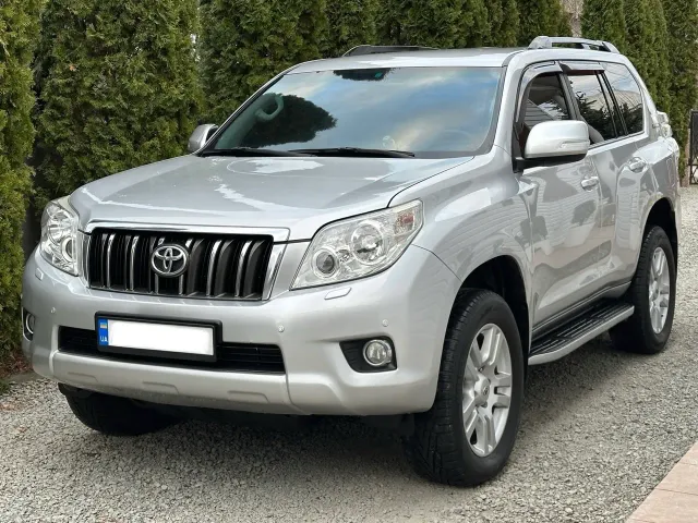 Toyota Land Cruiser Prado - фото 1