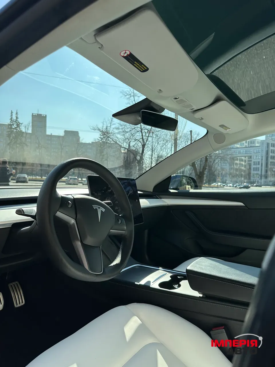 Tesla Model 3 - фото 7