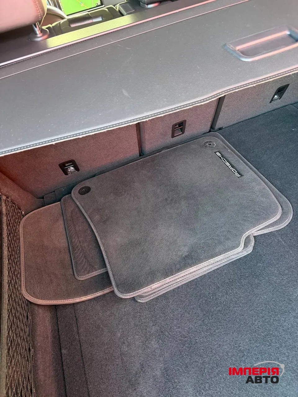 Porsche Cayenne - фото 32