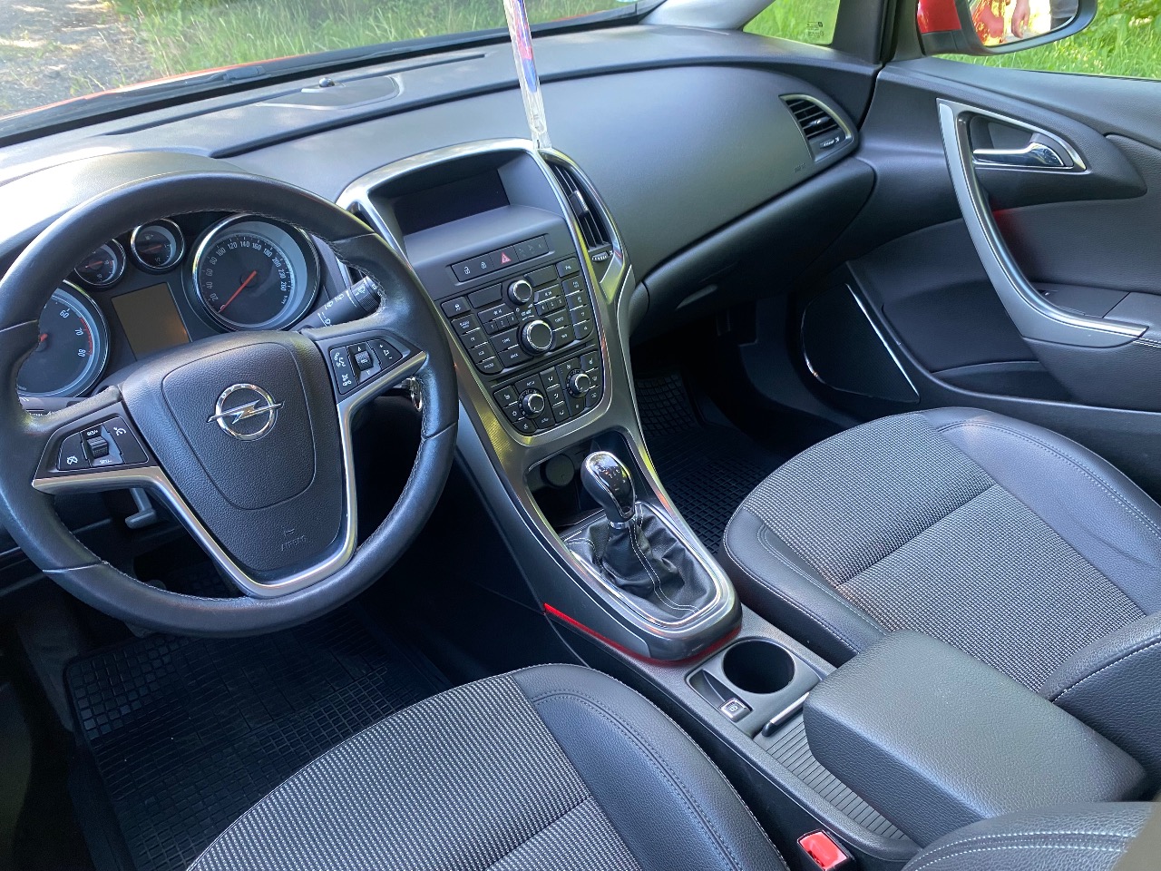 Opel Astra - фото 7