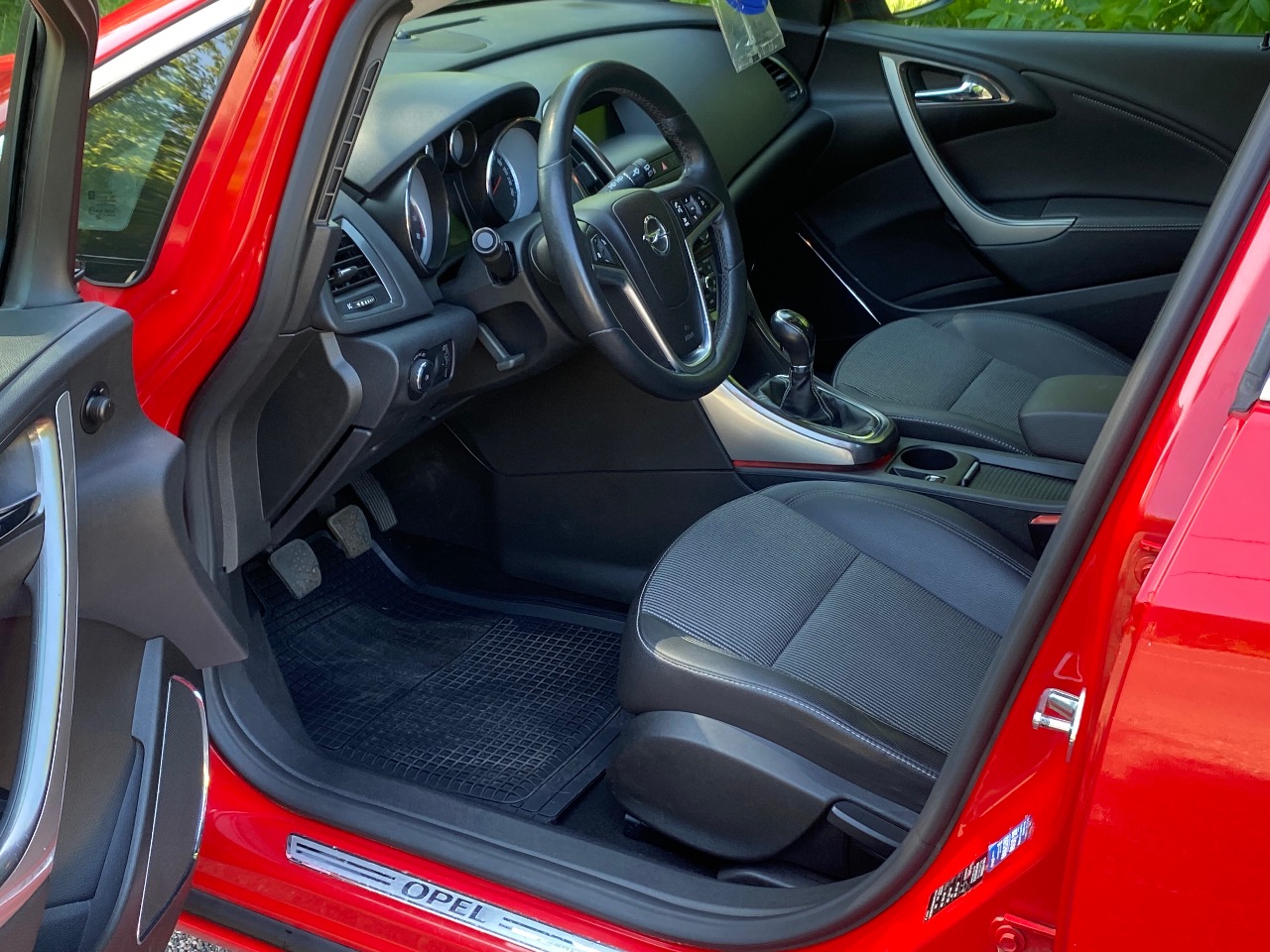 Opel Astra - фото 4