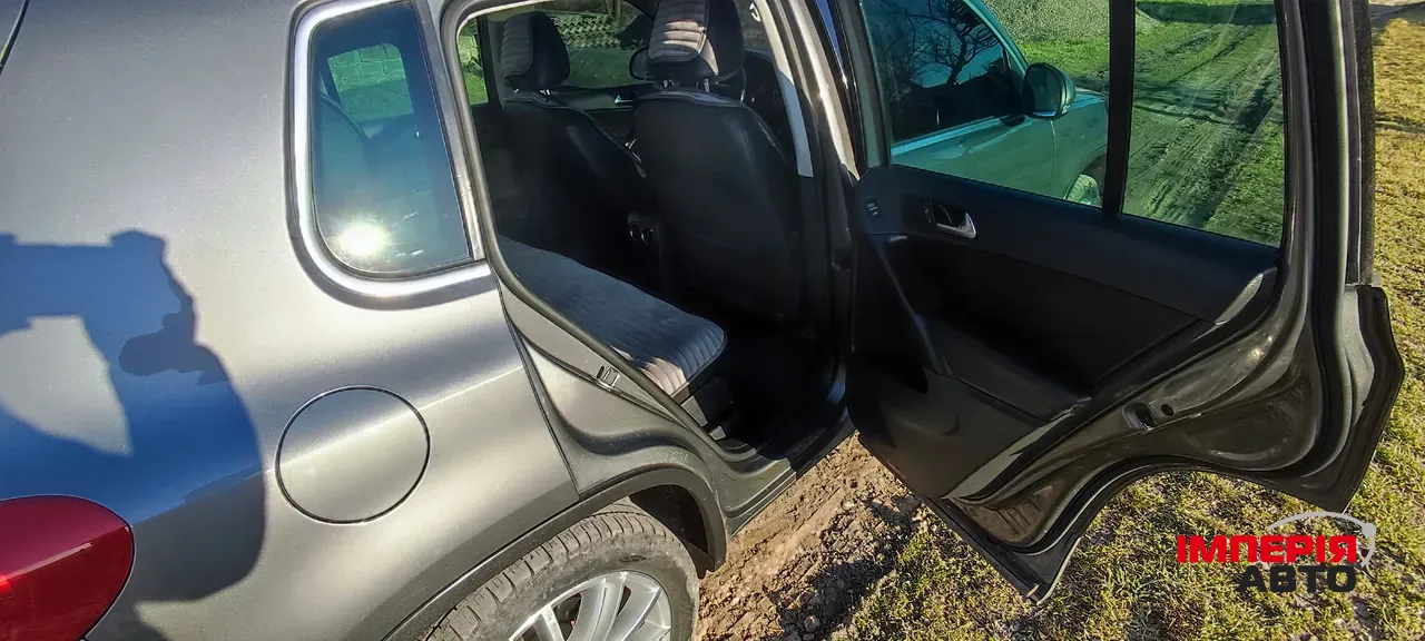 Volkswagen Tiguan - фото 5