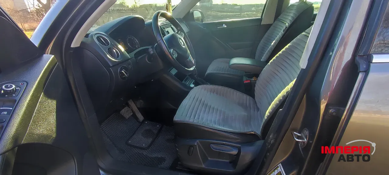 Volkswagen Tiguan - фото 9