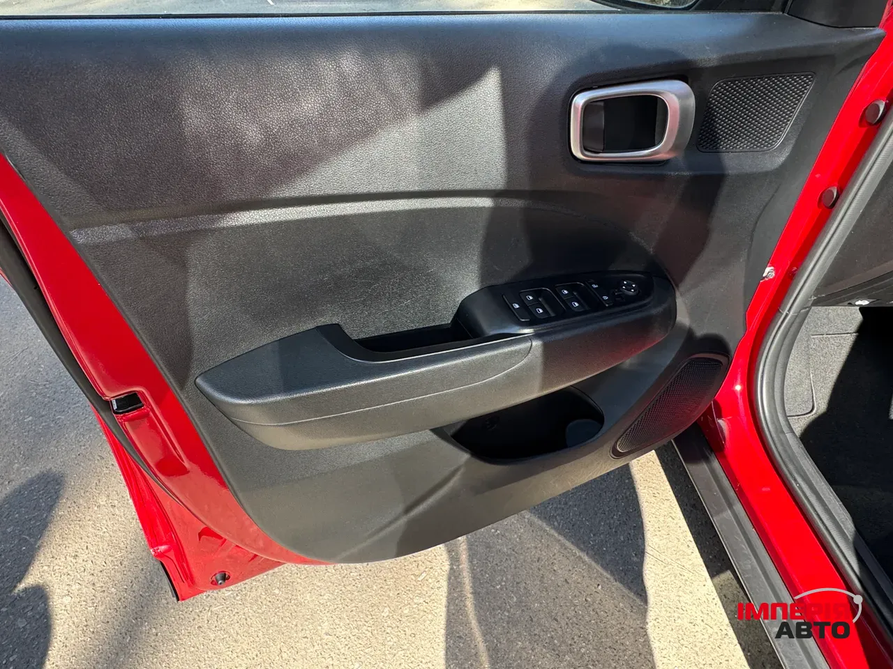 Hyundai Venue - фото 16