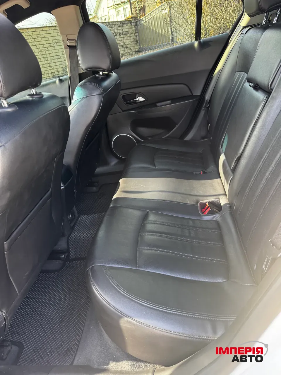 Chevrolet Cruze - фото 9