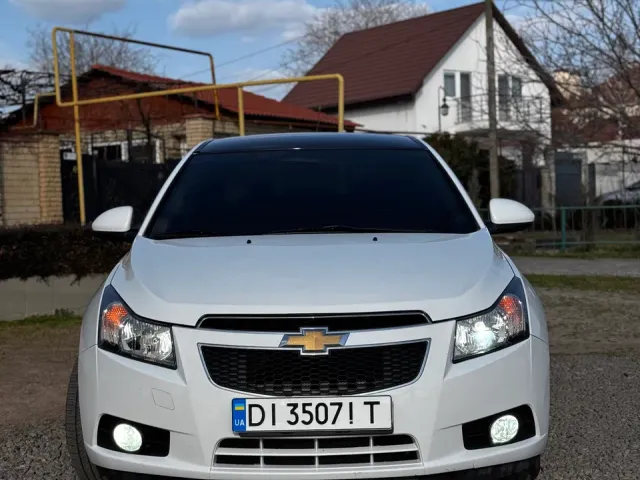 Chevrolet Cruze - фото 2