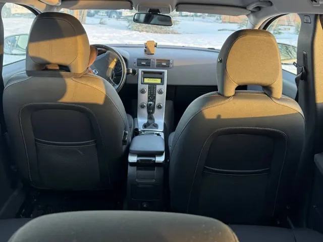 Volvo V50 - фото 4