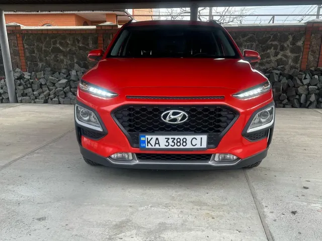 Hyundai Kona - фото 1