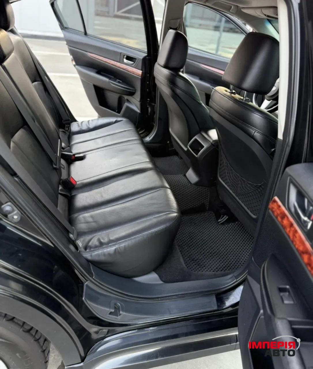 Subaru Legacy - фото 25
