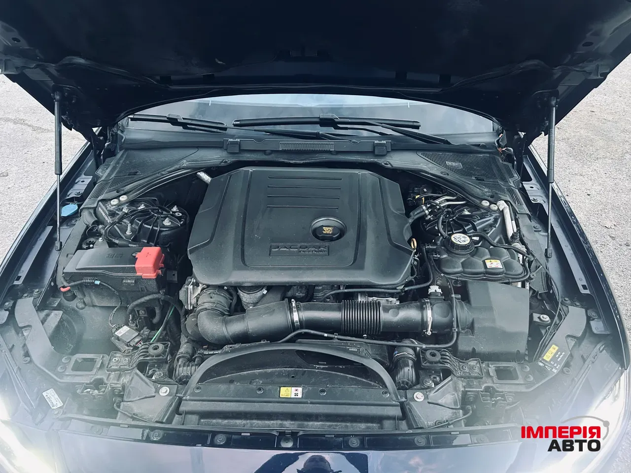 Jaguar XF - фото 20