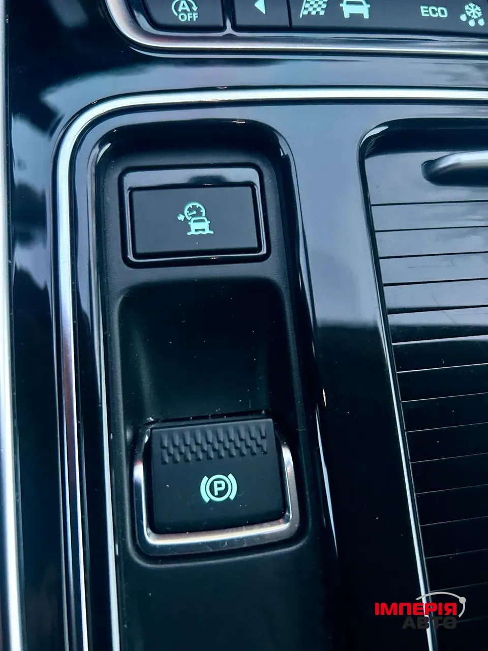 Jaguar XF - фото 26