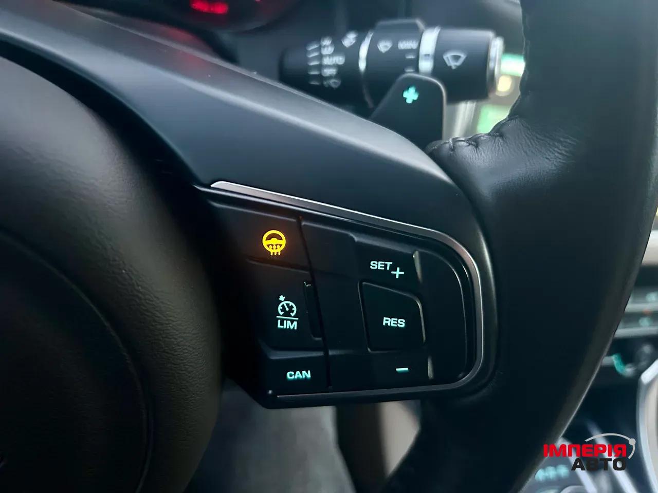 Jaguar XF - фото 21