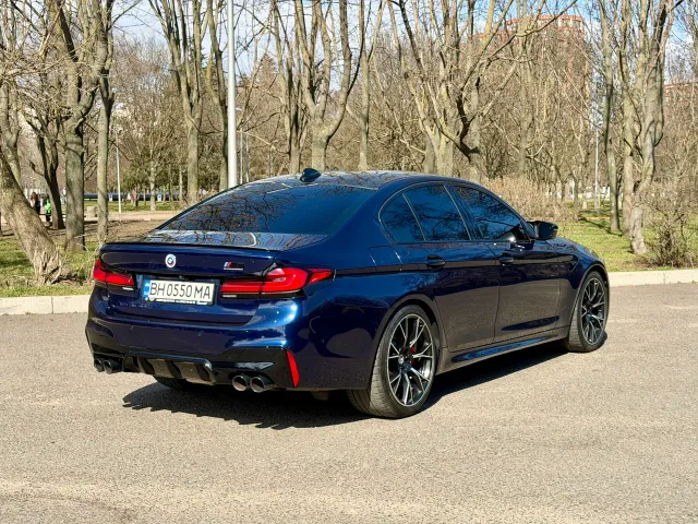 BMW M5 - фото 5