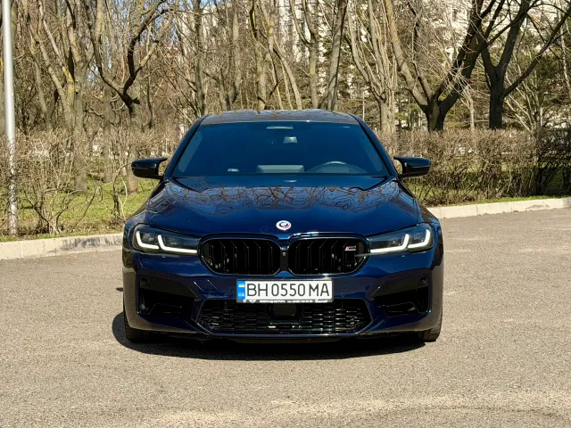 BMW M5 - фото 2