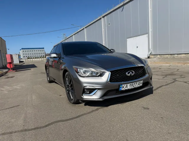 Infiniti Q50 - фото 1