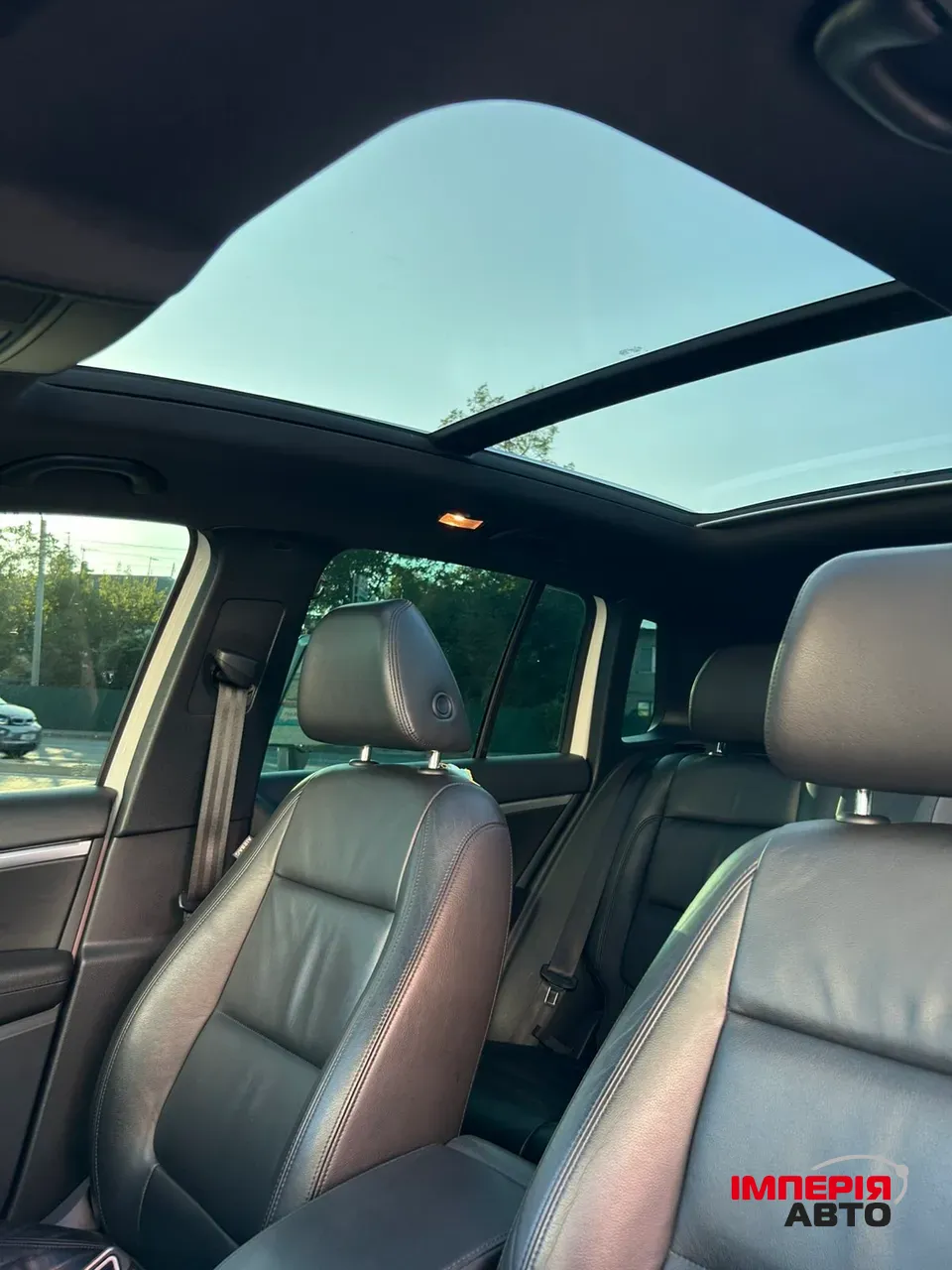 Volkswagen Tiguan - фото 13